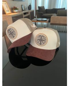 Vrt Medalha de São Bento bege com aba suede Marrom