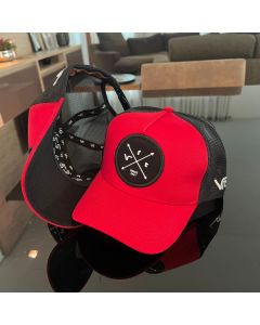 Vrt Trucker vermelho com aba inferior preta e tela preta linha Life Style