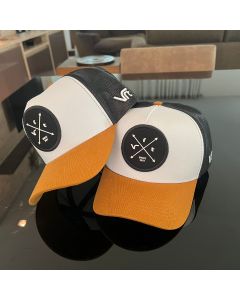 Vrt Trucker branco com aba caramelo linha Life Style